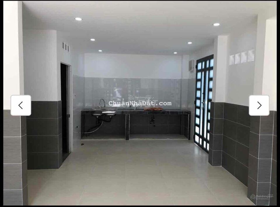 Bán nhà Góc 2 mặt tiền hẻm 68 đường CÁCH MẠNG THÁNG 8 , P Cái Khế