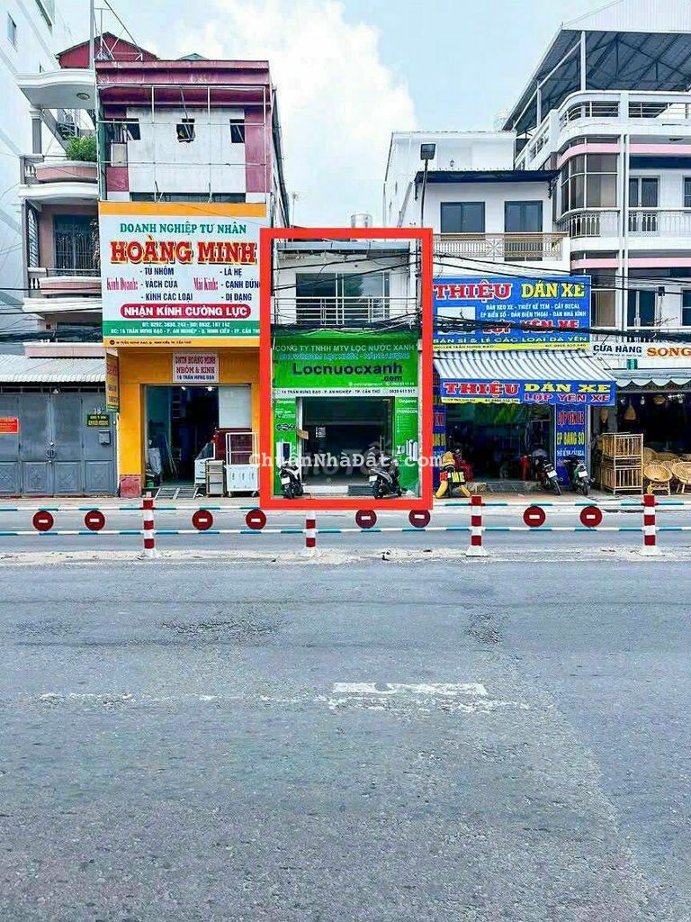 BÁN GẤP NHÀ 1 LẦU MẶT TIỀN TRẦN HƯNG ĐẠO