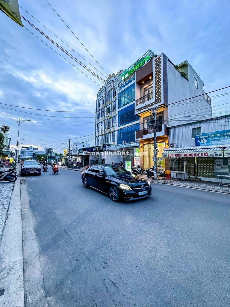 KẸT TIỀN GIẢM BÁN GẤP NHÀ MT MỚI ĐƯỜNG TRẦN NAM PHÚ,P,AN KHÁNH QNK KẸT TIỀN GIẢM BÁN GẤP NHÀ MT MỚI ĐƯỜNG TRẦN NAM PHÚ,P,AN KHÁNH QNK