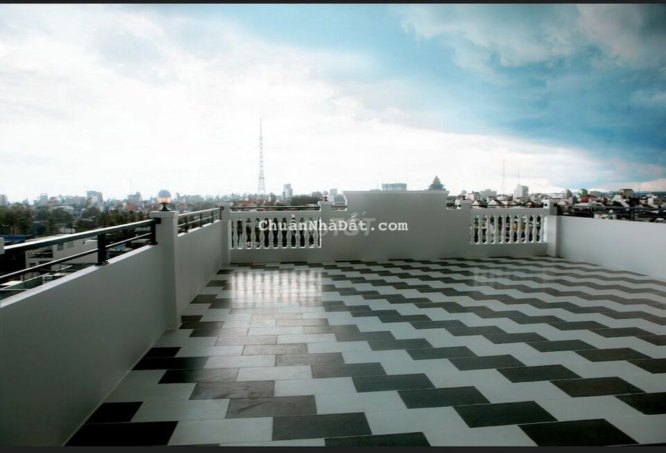 Bán nhà biệt thự 8x20m đường Lê Đại Hành, phường Phú Thuỷ, Phan Thiết