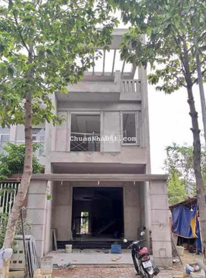 Nhà 1 trệt 1 lầu giá 560tr 100m2 khu Visip 2A