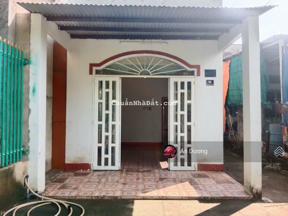 Tôi chính chủ cần bán căn nhà cấp 4 cũ gần KCN Phú Mỹ cách nhà máy Vedan chỉ 3km giá 580tr Tôi chính chủ cần bán căn nhà cấp 4 cũ gần KCN Phú Mỹ cách nhà máy Vedan chỉ 3km giá 580tr