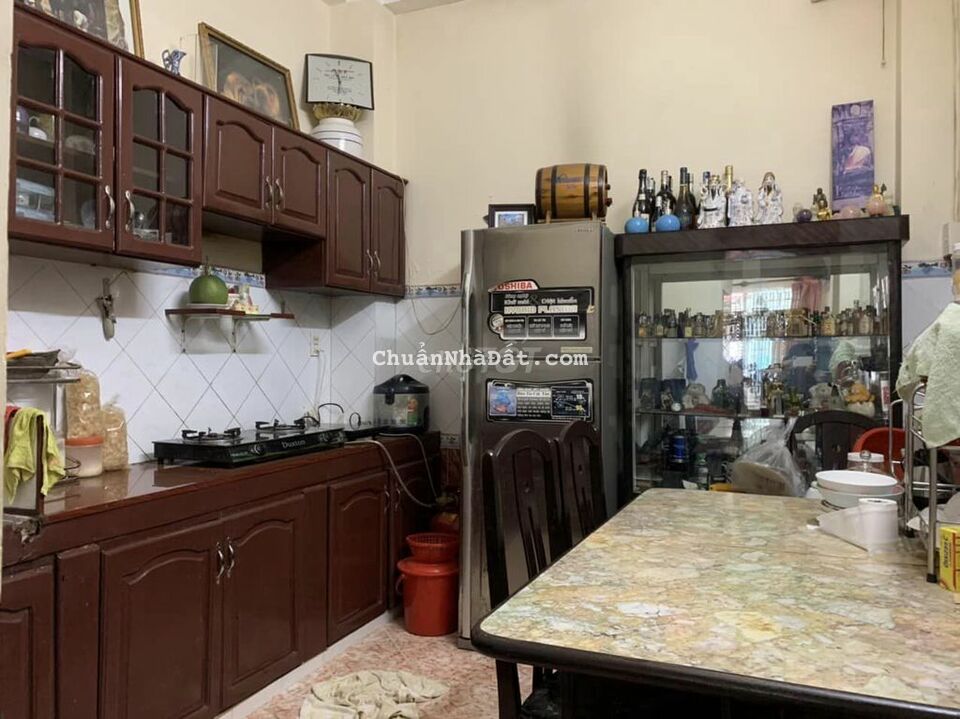 SÁT MẶT TIỀN_HUỲNH VĂN BÁNH_PHÚ NHUẬN_ 4 TẦNG_30M2_CHỈ 5,3TY