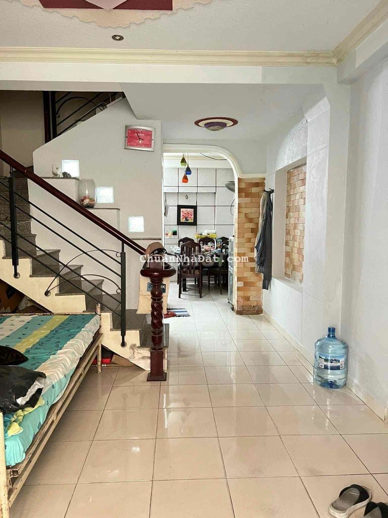 KHU PHAN XÍCH LONG- 42M, 4PN -DÂN TRÍ CAO - SỔ ĐẸP KHU PHAN XÍCH LONG- 42M, 4PN -DÂN TRÍ CAO - SỔ ĐẸP