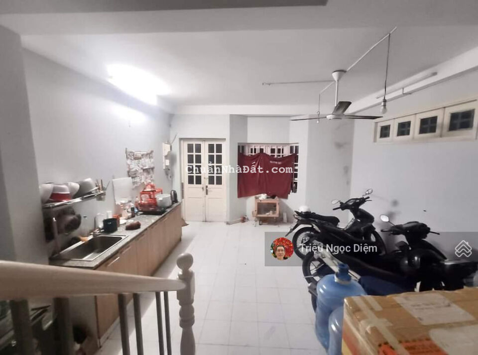 Bán nhà hàng xóm với nghệ sỹ Vũ linh . Đoàn Thị Điểm. Khu Vip phường 1 . Trung tâm Phú Nhuận. Bán nhà hàng xóm với nghệ sỹ Vũ linh . Đoàn Thị Điểm. Khu Vip phường 1 . Trung tâm Phú Nhuận.