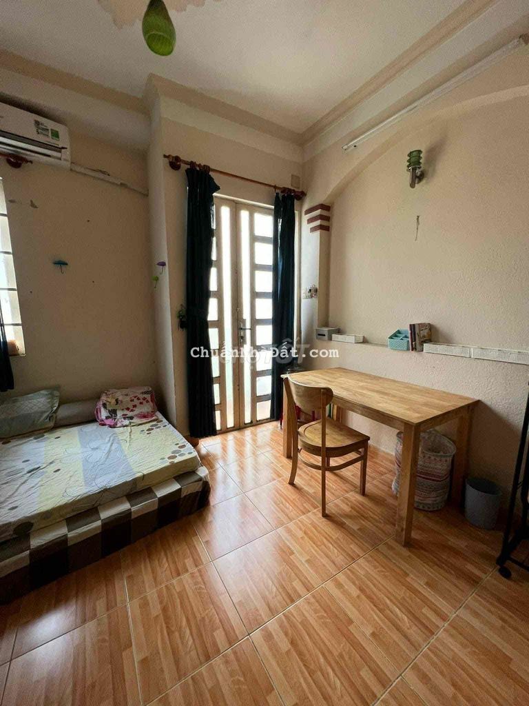 KẾ PHAN XÍCH LONG VỊ TRÍ ĐẸP- DÂN TRÍ CAO- 5,85 ty