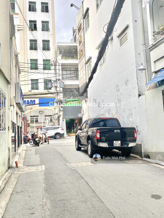 Bán nhà HXH gần MT Huỳnh Văn Bánh. 42m2 - 1T 2L đúc, 3PN 3WC. Giá 7.2 tỷ TL Bán nhà HXH gần MT Huỳnh Văn Bánh. 42m2 - 1T 2L đúc, 3PN 3WC. Giá 7.2 tỷ TL