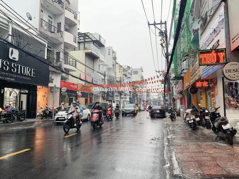 KHU VIP_HẺM XE HƠI_HUỲNH VĂN BÁNH_PHÚ NHUẬN_4 TẦNG_9,15TY