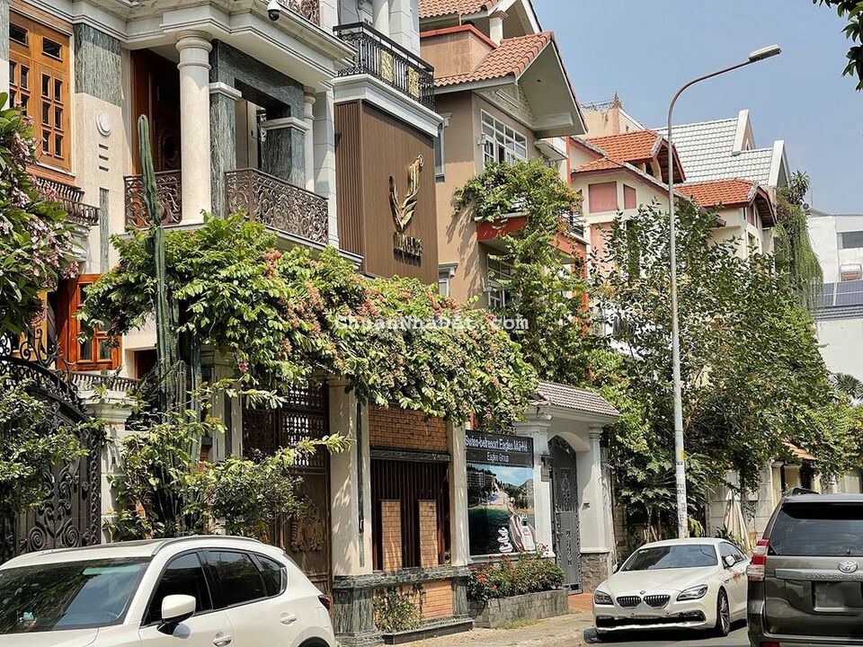 Bán nhà Cù Lao, Quận Phú Nhuận mặt tiền k.doanh 3L