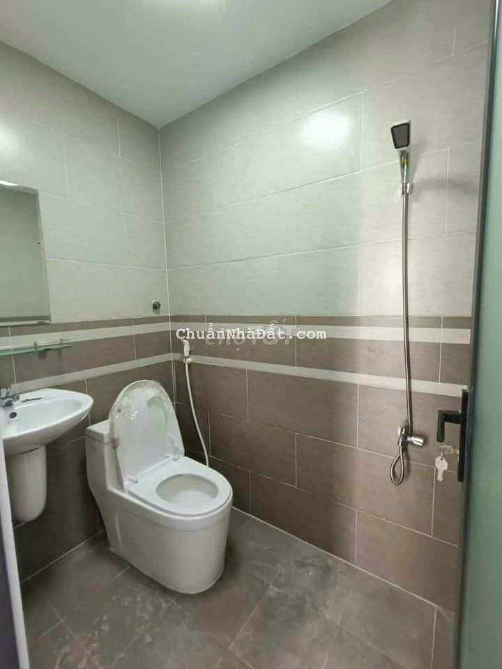 Chính chủ cần bán gấp căn nhà cách mặt tiền đường Nguyễn Kiệm