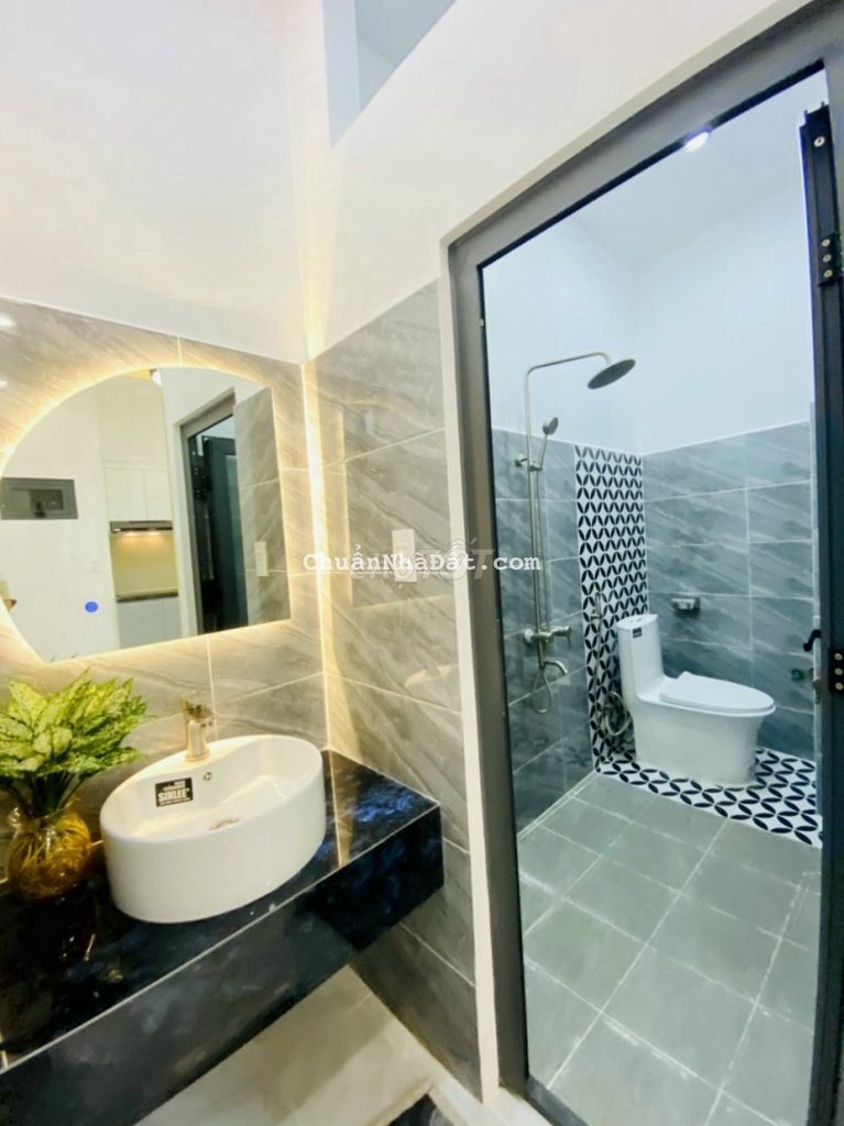 NGUYỄN THƯỢNG HIỀN- P5 PHÚ NHUẬN- 52M2- 4 TẦNG MỚI. CHỈ6TY8