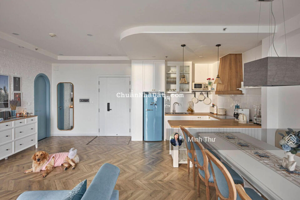 Siêu gấp! Mặt tiền đường Hoa Đào, P2, Phú Nhuận. Diện tích: 9x13m - 4 tầng, giá chỉ 13.5 tỷ TL