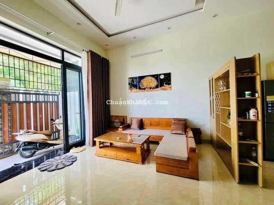 ☘️ NHÀ CẤP 4 ĐẸP. HẺM MẠC ĐĨNH CHI, P. LÊ HỒNG PHONG QUẢNG NGÃI