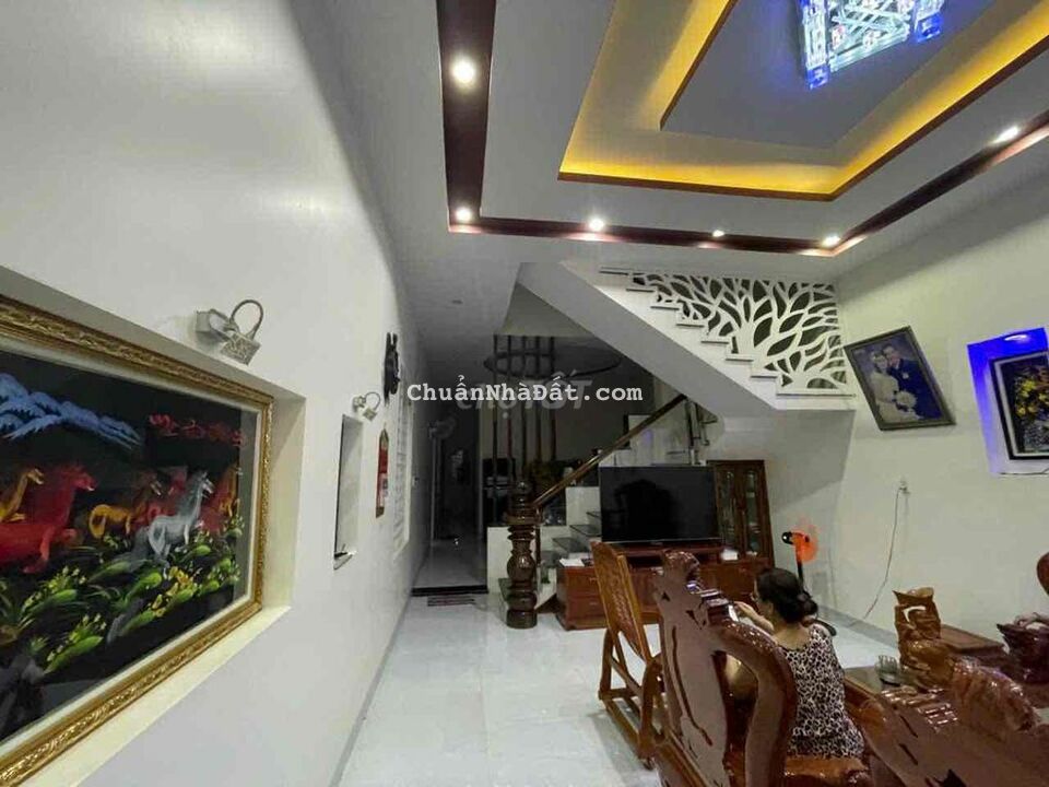 Bán nhà 2 mê, dtich 6x22, hẻm ô tô Trần Quang Diệu thông, giá chỉ 2,75 Bán nhà 2 mê, dtich 6x22, hẻm ô tô Trần Quang Diệu thông, giá chỉ 2,75