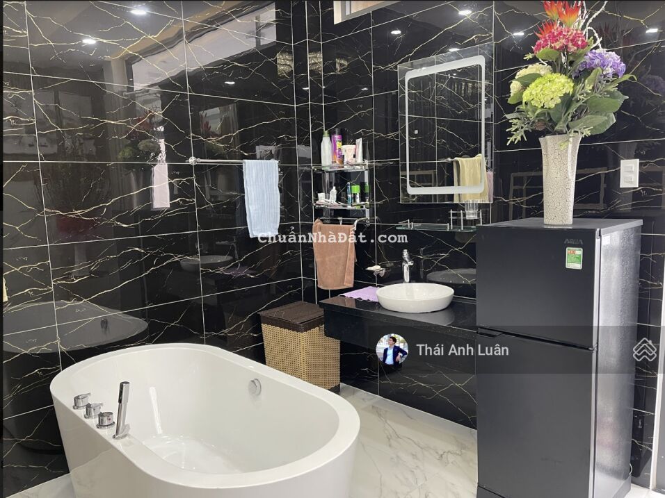 CĂN NÀY NGỘP!! Bán gấp 2 mặt tiền Nguyễn Bỉnh Khiêm, Q1. (6,2 x 16,5m) - Hầm + 7 tầng. Chỉ 22,9 tỷ CĂN NÀY NGỘP!! Bán gấp 2 mặt tiền Nguyễn Bỉnh Khiêm, Q1. (6,2 x 16,5m) - Hầm + 7 tầng. Chỉ 22,9 tỷ