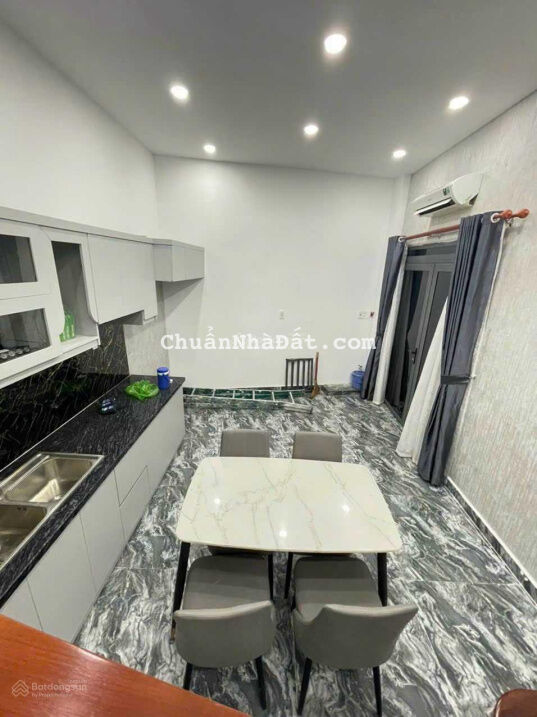 Bán CHDV Nguyễn Thị Minh Khai, P. Đa Kao, Q. 1 DT 6x17.5m, giá 38 tỷ. 0903 129 848