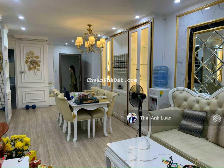 Chia tài sản, Chính chủ bán lẹ nhà Trần Quang Khải, Tân Định, Q1. 110m2 (9x12m) 2mặt tiền. 19,9 tỷ