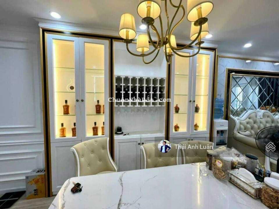 Chia tài sản, Chính chủ bán lẹ nhà Trần Quang Khải, Tân Định, Q1. 110m2 (9x12m) 2mặt tiền. 19,9 tỷ