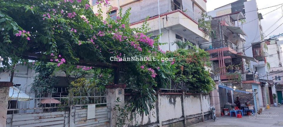 Bán căn nhà Q1 siêu rẻ tại 38/11C Trần Khắc Chân DT 22x18 (400m2) 95T Luyến 0909039799