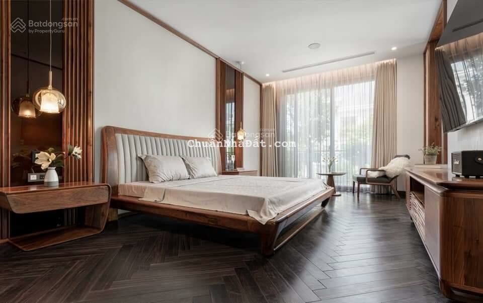 Cực bề thế: Biệt thự 4 tầng - Ngang 7m x 14m, đường 10m Nguyễn Thị Minh Khai, Đakao Q1, 30.5 tỷ TL