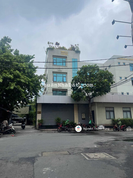 Bán nhà HXH 8m đường Nguyễn Tri Phương Quận 10. DT: 5.5x22m, trệt 3 lầu giá 19.5 tỷ TL