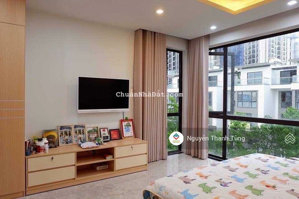 Bán nhà hẻm xe hơi đường 3/2 Quận 10. DT: 5.2x16m 71.3m2, nhà trệt 3 lầu ST giá 16.5 tỷ TL