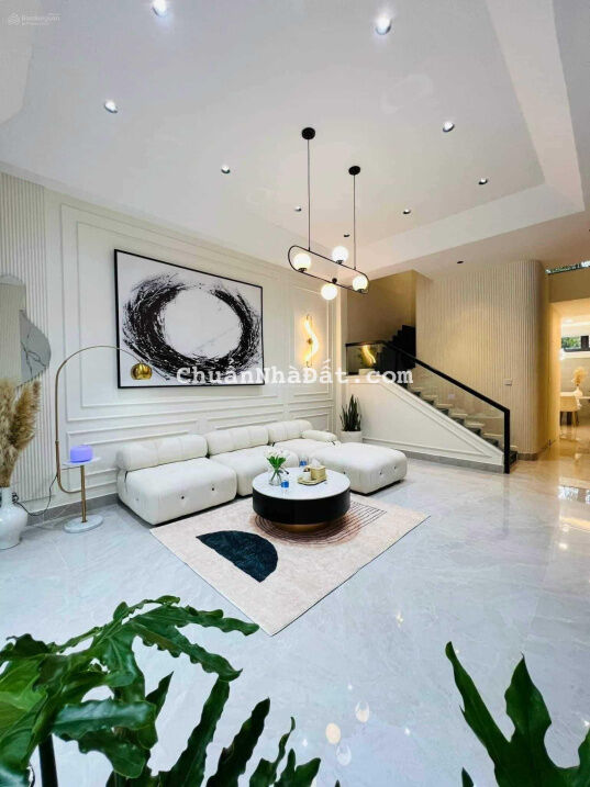 Vip hẻm xe hơi Thành Thái, phường 14, quận 10 - 4m x 18m - 10,8 tỷ TL Vip hẻm xe hơi Thành Thái, phường 14, quận 10 - 4m x 18m - 10,8 tỷ TL