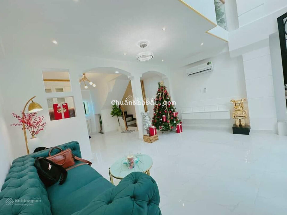 Hẻm xe tải 1 trục thẳng tới nhà Lý Thường Kiệt, p.14, q.10 - 5m x 18m - Trệt, 3 lầu,ST-15,8 tỷ TL