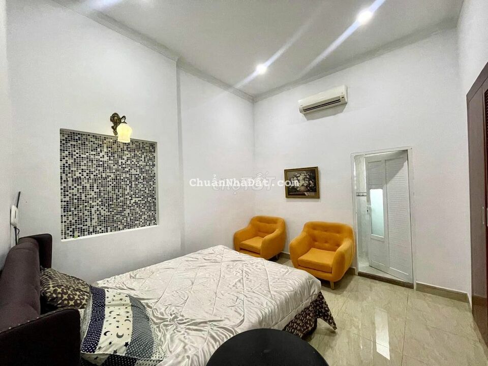 Hẻm 8M Minh Phụng - 4 TẦNG BTCT - Nhà đẹp 4 x 11 - Nhỉnh 8 TỶ