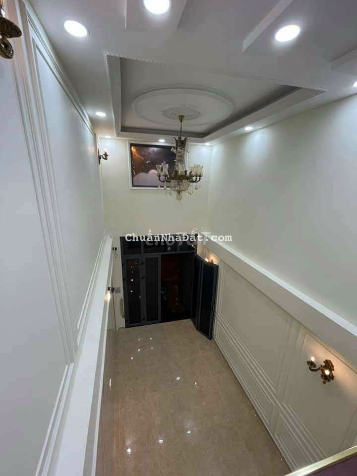 Mặt tiền Lãnh Binh Thăng Đội Cung 7 Lầu gần 50m