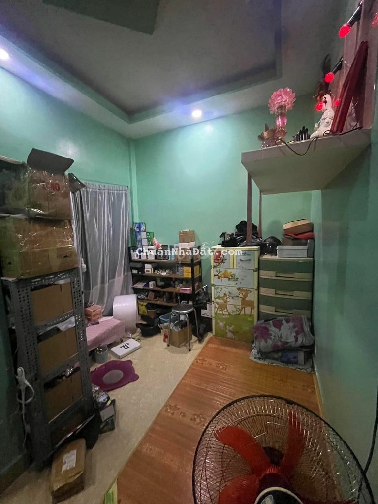 HỒNG BÀNG HẺM XE HƠI - KẾ BÊN UBND PHƯỜNG 1 - KHU DÂN TRÍ CAO QUẬN 11