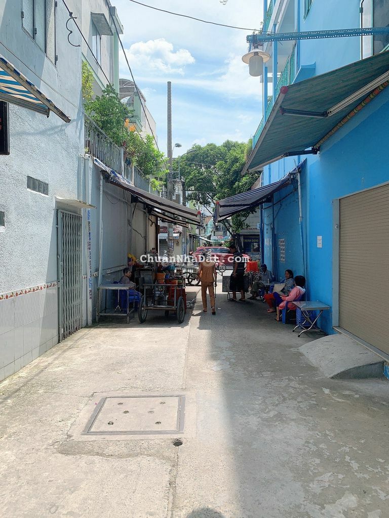 Nhà hẻm 5m 56/1a Lãnh Binh Thăng Q11 4.5x13m 3L 7 tỷ Nhà hẻm 5m 56/1a Lãnh Binh Thăng Q11 4.5x13m 3L 7 tỷ