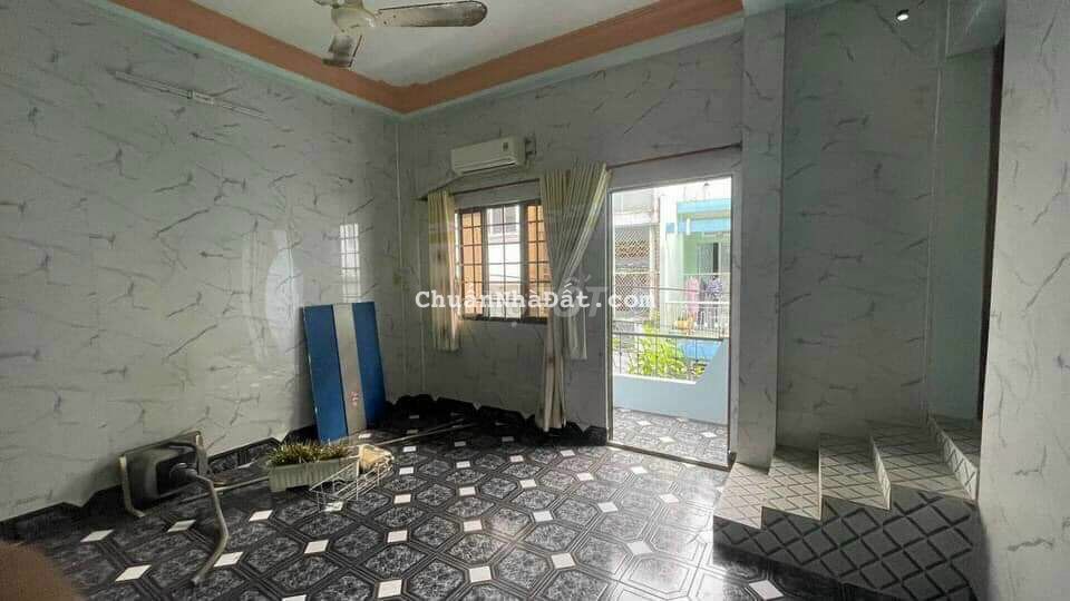 Nhà hẻm 5m 56/1a Lãnh Binh Thăng Q11 4.5x13m 3L 7 tỷ Nhà hẻm 5m 56/1a Lãnh Binh Thăng Q11 4.5x13m 3L 7 tỷ