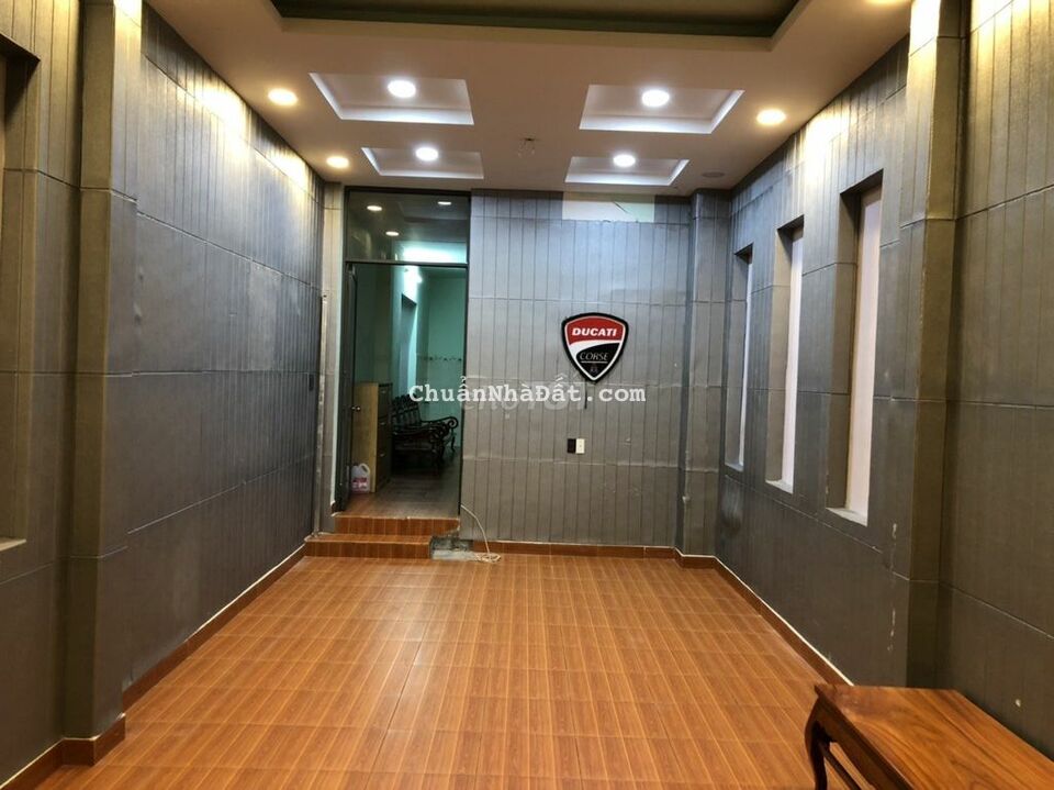 BÁN NHANH TRONG THÁNG!NHÀ 2 TẤM KHU CƯ XÁ LẠC LONG QUÂN P5.- 7 TỶ(TL)