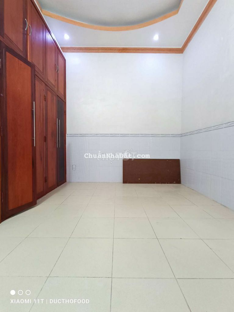 Bán nhà HXH 2T, 100m2, 4PN, Thạnh Lộc, Quận 12 Bán nhà HXH 2T, 100m2, 4PN, Thạnh Lộc, Quận 12