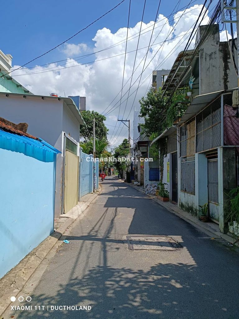 Bán đất tặng nhà 2 tầng, 5x21m, HXH Thạnh Lộc, Quận 12 rẻ nhất khu vực Bán đất tặng nhà 2 tầng, 5x21m, HXH Thạnh Lộc, Quận 12 rẻ nhất khu vực