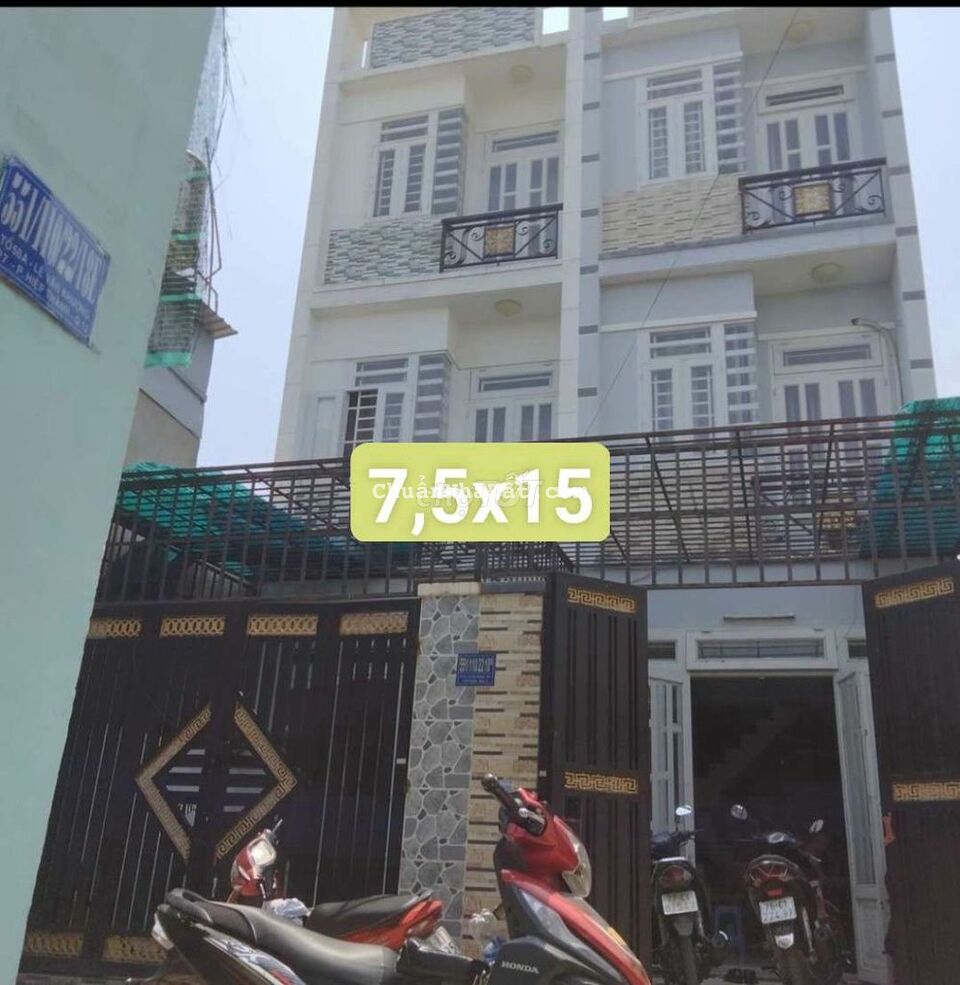 Nhà phố 7mx15m. CN 105m2. Đúc 2 lầu xây thành 2 căn. Hẻm 5m Đường HT07
