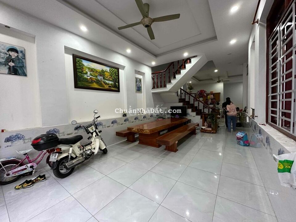 HÀNG XÓM VỚI HIỆP THÀNH CITY, NGANG ~6M, 110m2, 3 TẤM, NỞ HẬU TÀI LỘC HÀNG XÓM VỚI HIỆP THÀNH CITY, NGANG ~6M, 110m2, 3 TẤM, NỞ HẬU TÀI LỘC