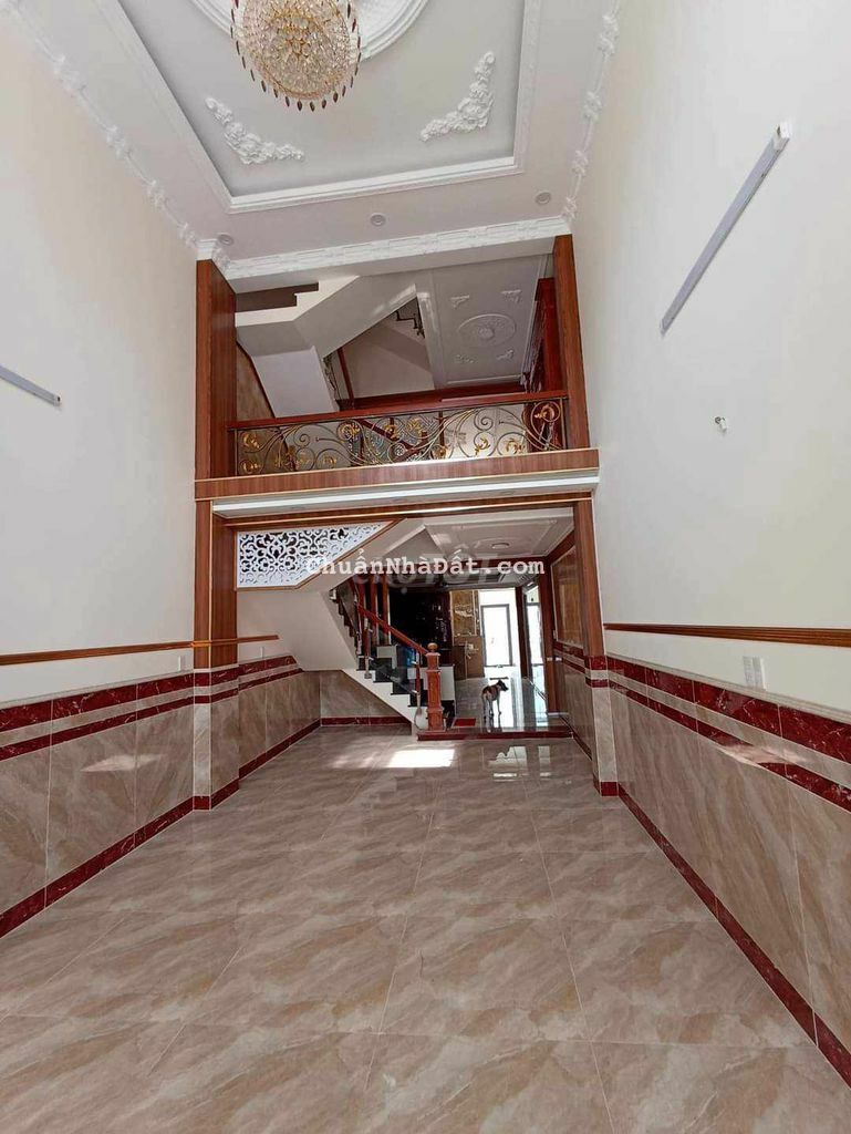 NHÀ MỚI 5 TẦNG KHU PHÂN LÔ CAO CẤP.DT 4Mx28,5M.P.TÂN CHÁNH HIỆP.Q12