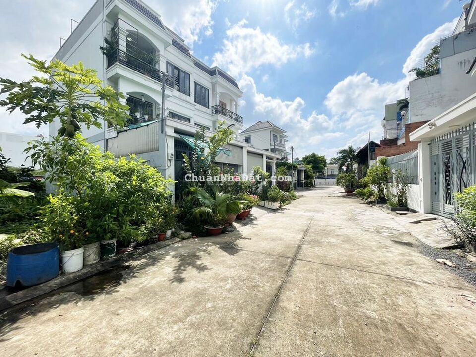 BIỆT THỰ KHU VIP VƯỜN LÀI QUẬN 12, 117M2, NGANG 6.3M, NỘI THẤT CAO CẤP