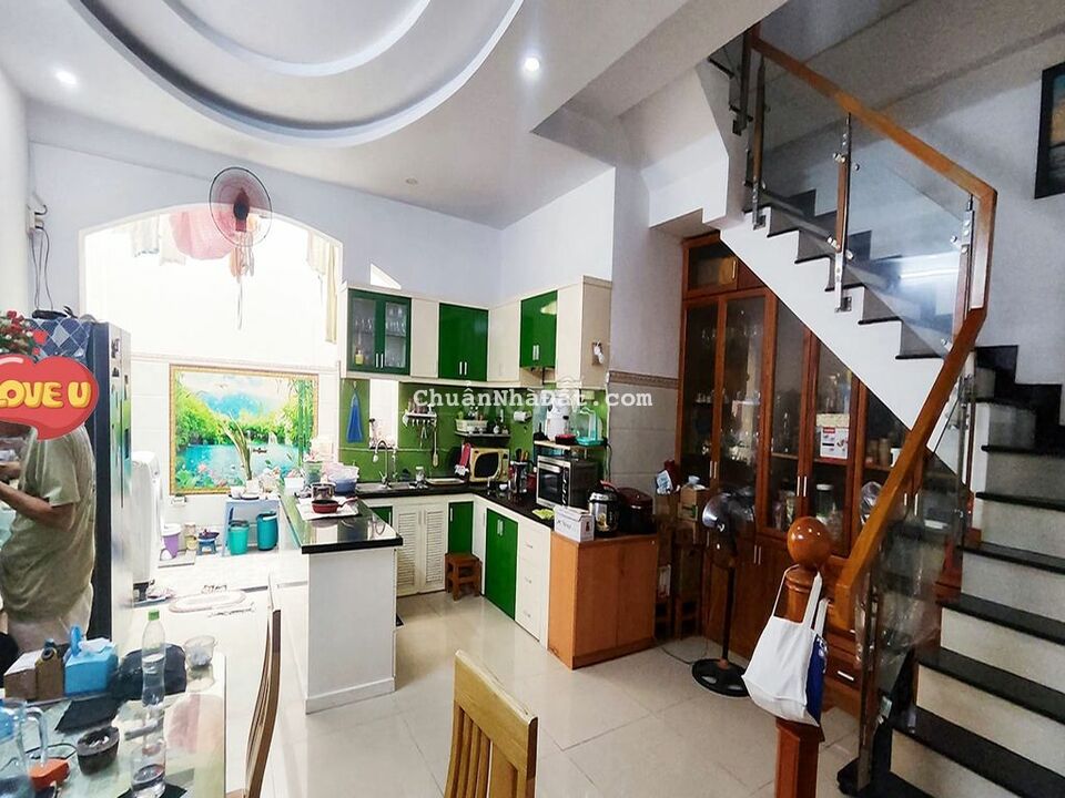 BIỆT THỰ KHU VIP VƯỜN LÀI QUẬN 12, 117M2, NGANG 6.3M, NỘI THẤT CAO CẤP