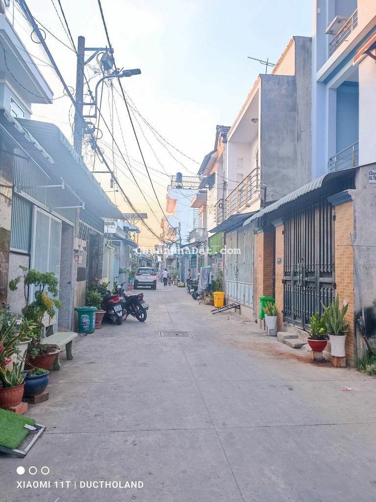 Bán đất tặng dãy nhà trọ 7x20m hơn 5 tỷ, HXH thông Thạnh Xuân, Quận 12