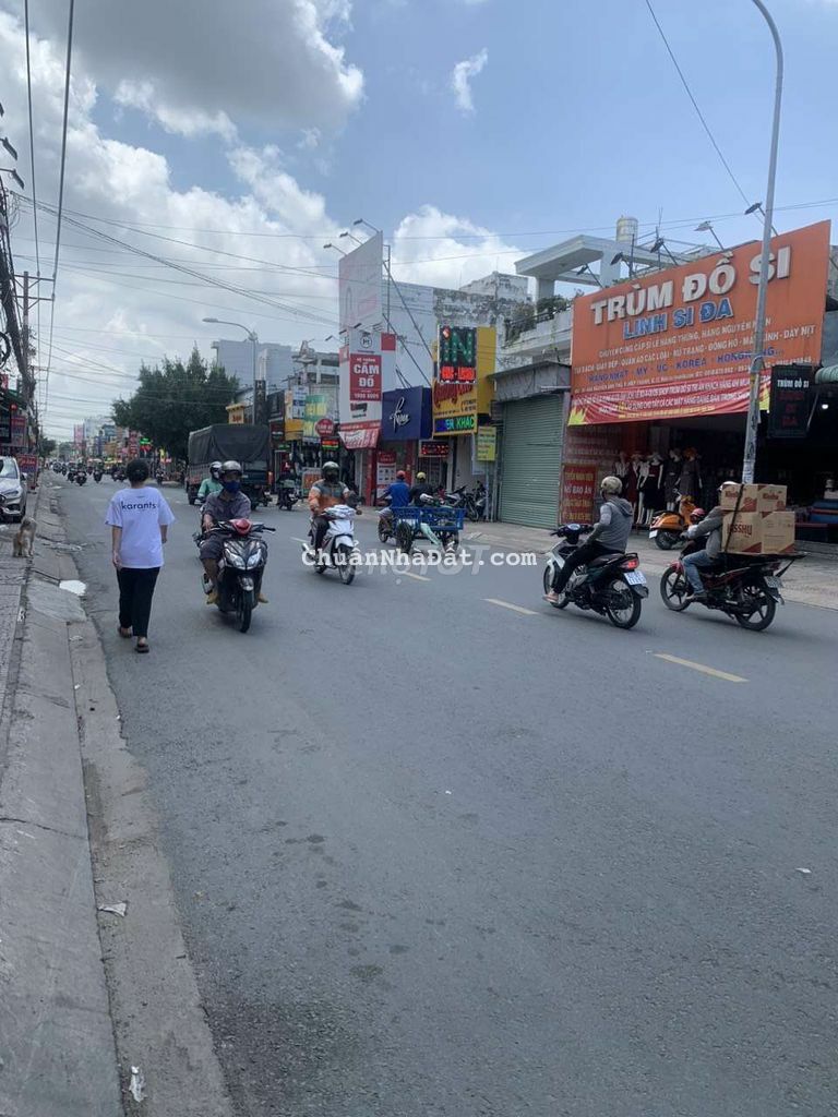 Nhà 2 tầng,Mặt tiền Đ.Nguyễn Ảnh Thủ,P.Hiệp Thành Nhà 2 tầng,Mặt tiền Đ.Nguyễn Ảnh Thủ,P.Hiệp Thành
