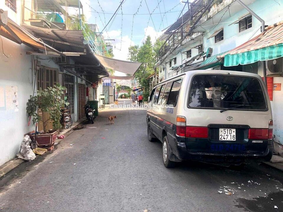 DÃY TRỌ 200m2 - NGANG 8M - SẴN 23 PHÒNG - NGAY CHỢ TRUNG MỸ TÂY Q12