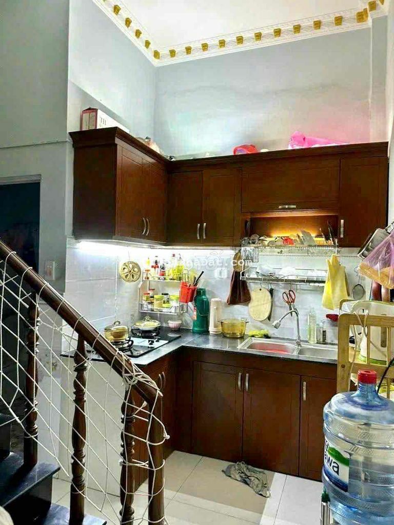 Nhà bán đúc 1 lầu 2,6ty khu dân cư hỗ trợ vay