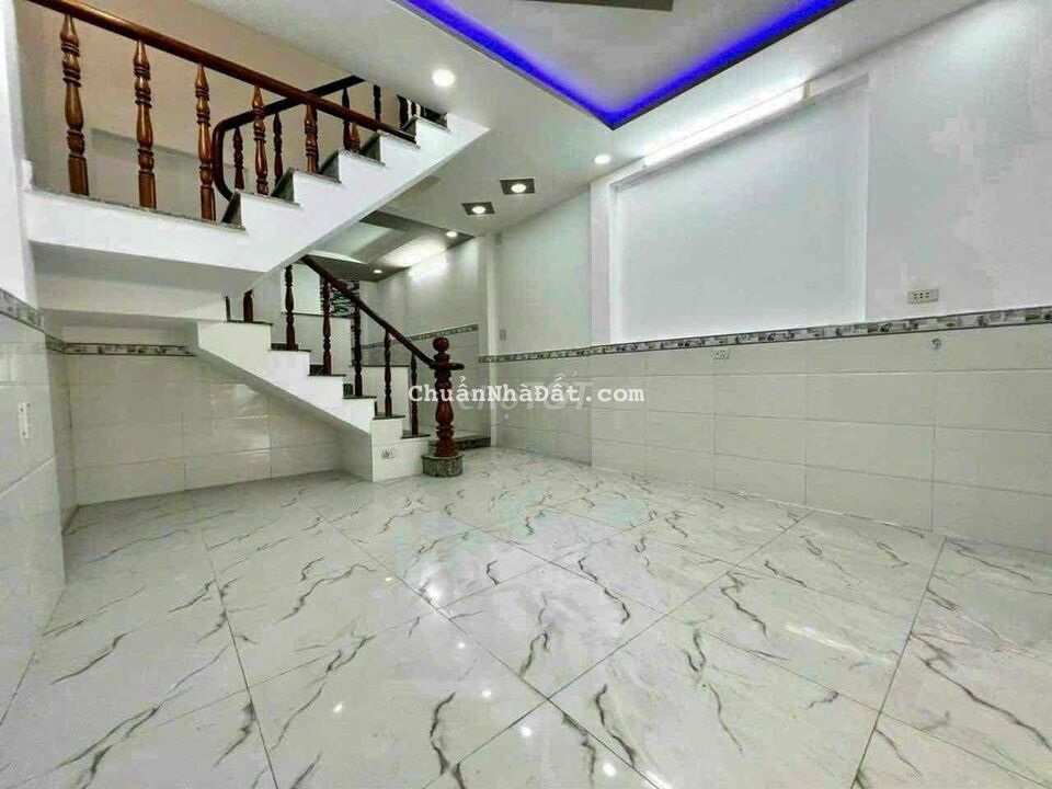 Q12. Bán nhà thới an 09.1 lầu .2 pn . hẻm xe hơi