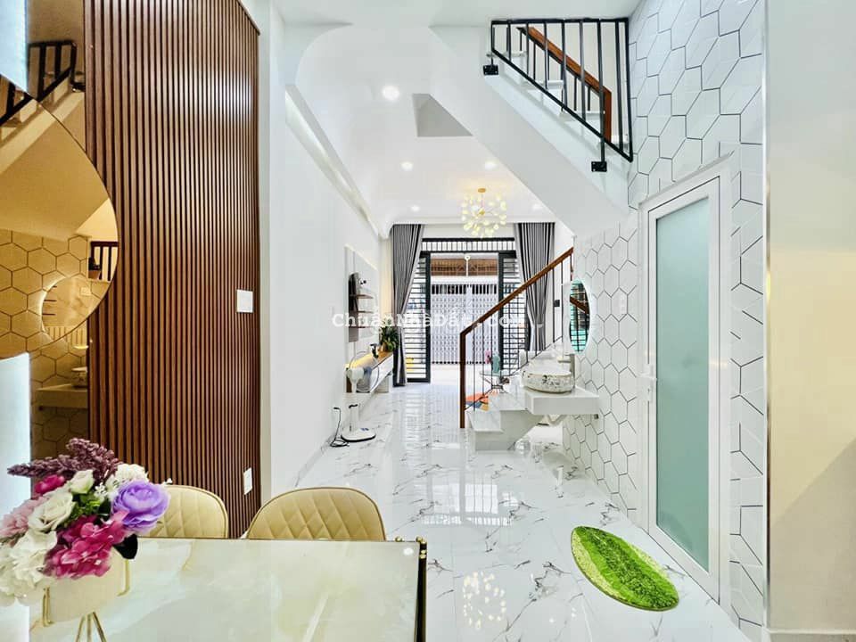 Nhà SHR chính chủ mới xây 100% Quận 12. 40m2 (2PN) hẻm xe hơi 6M Thông