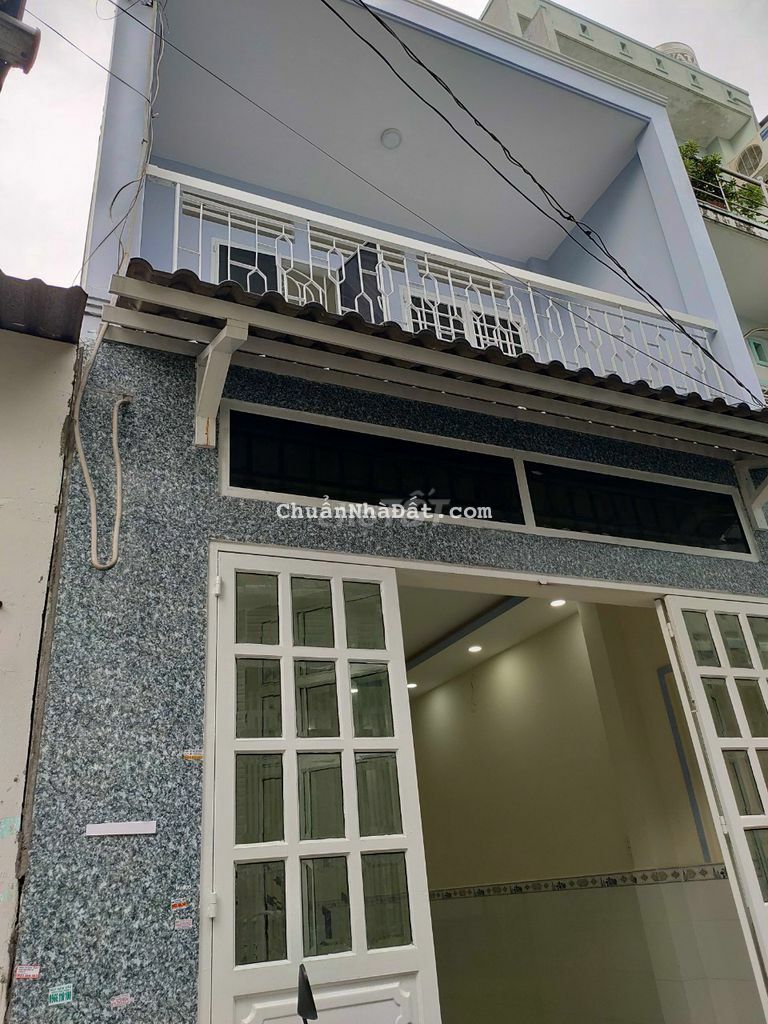 Bán căn nhà phường đông hưng thuận quận 12. Vị trí cực đẹp hẻm thông Bán căn nhà phường đông hưng thuận quận 12. Vị trí cực đẹp hẻm thông