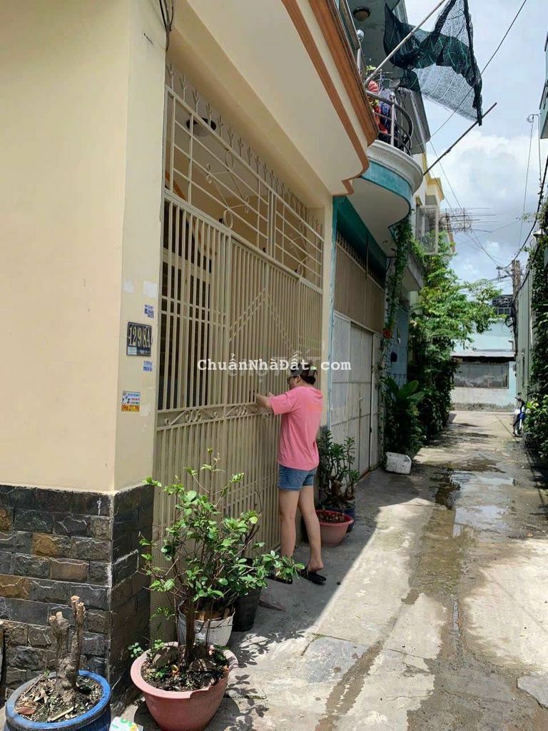 Bán Nhà Vị Trí Đẹp 2 Mặt Hẻm DHT31 Quận 12, 4mx11m, 1 Trệt 1 Lầu Bán Nhà Vị Trí Đẹp 2 Mặt Hẻm DHT31 Quận 12, 4mx11m, 1 Trệt 1 Lầu