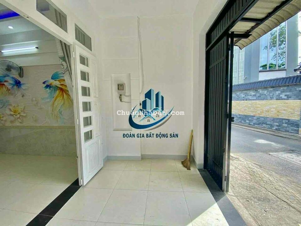 Nhà Mặt Tiền Đường TCH 13 Kinh Doanh Giá Rẻ 4.x tỷ Nhà Mặt Tiền Đường TCH 13 Kinh Doanh Giá Rẻ 4.x tỷ